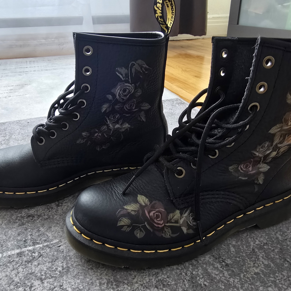 Floral Black Boots